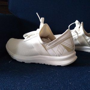 Size 7 - New Balance FuelCore Nergize V1 Overcast Memory Foam Comfort I